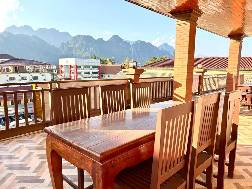 Sisavang Hotel Vang Vieng Exterior foto