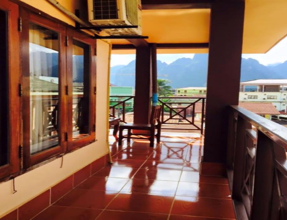 Sisavang Hotel Vang Vieng Exterior foto